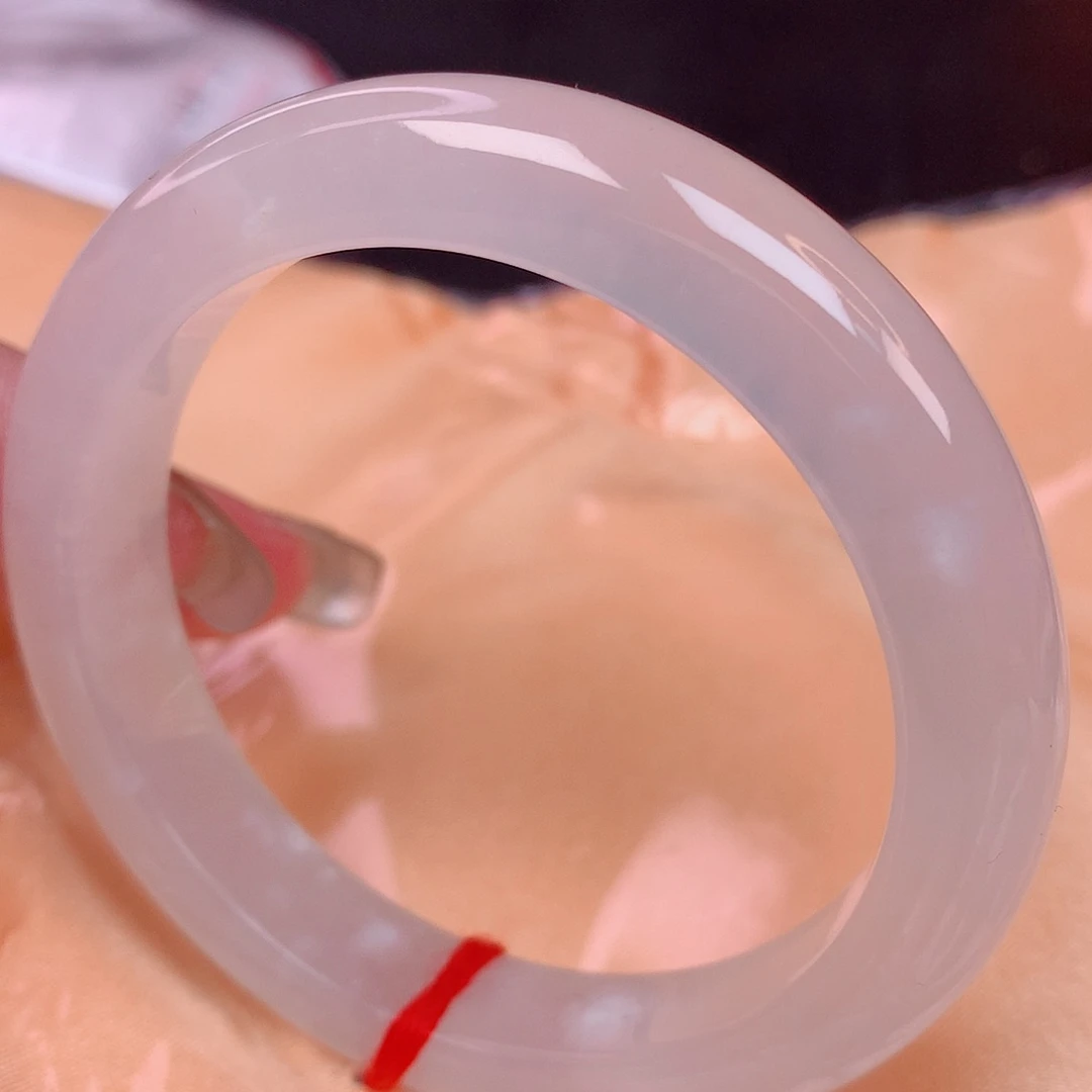 翡翠手镯未镶嵌52+ 翡翠手镯