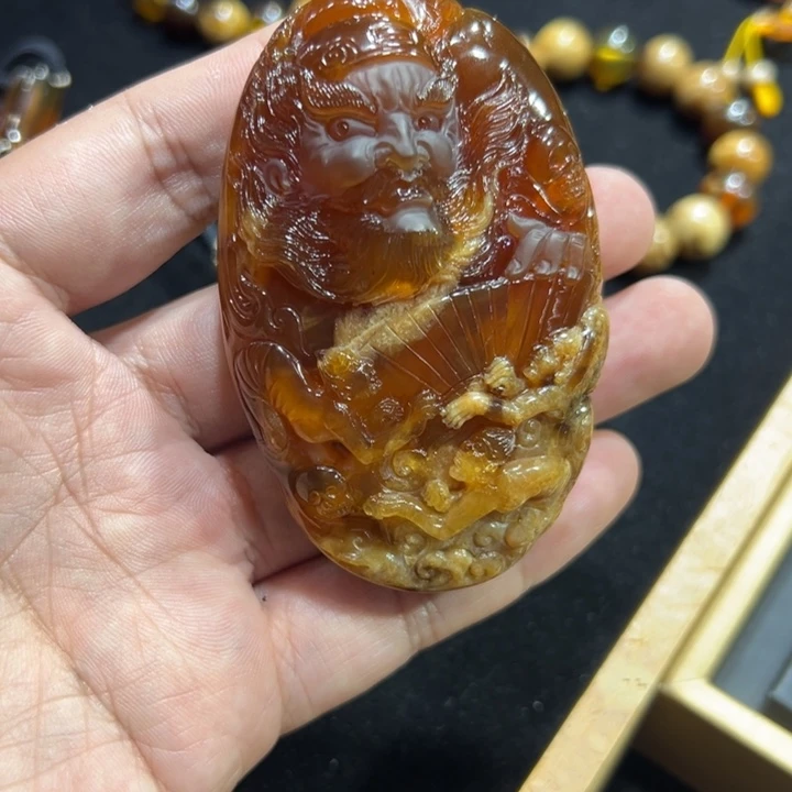 魂***逢未镶嵌颈饰琥珀琥珀吊坠