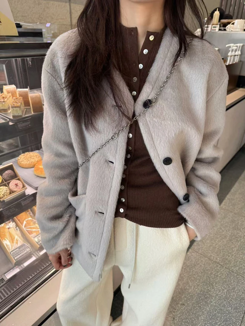 YOUCAI新年款｜小众v领苏力外套