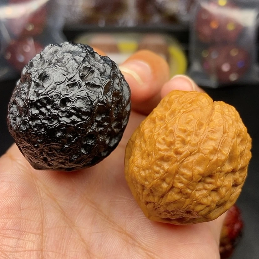 【闪购商品】把件文玩核桃40尺蛇皮元宝