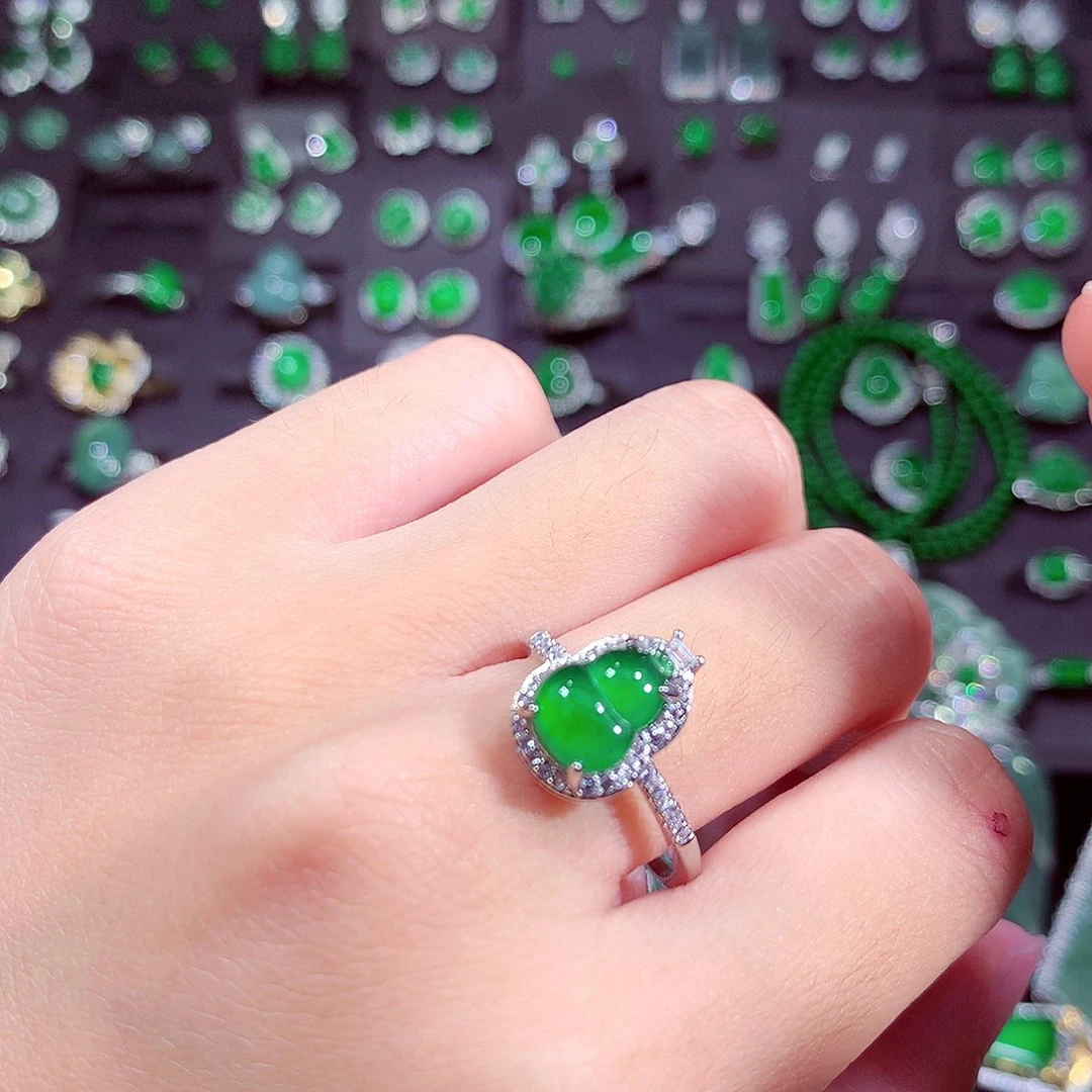 翡翠未镶嵌颈饰天然