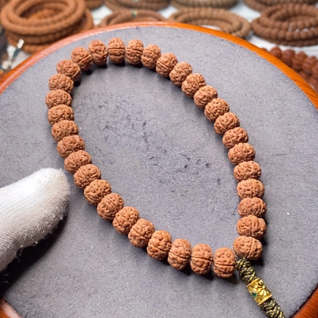 金刚菩提手串五瓣飞碟粗筋满肉老树王，尺寸11