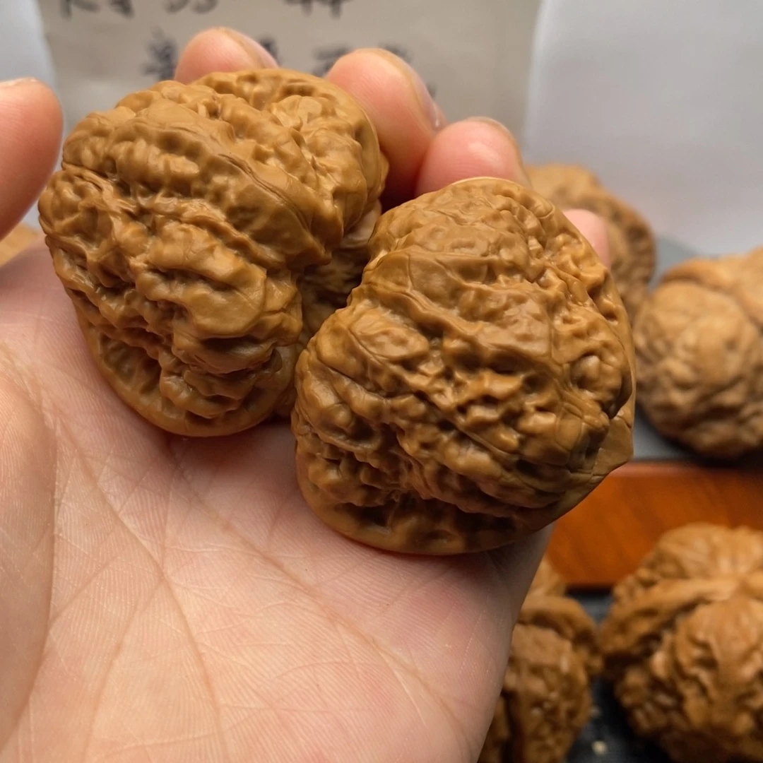 文玩核桃吊坠边42左右