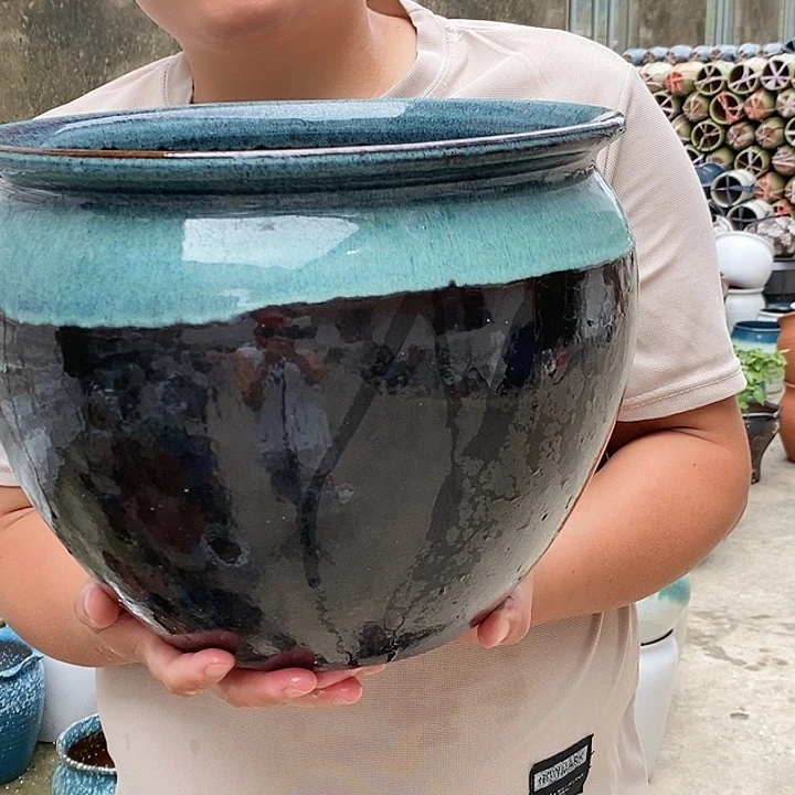 紫砂花盆口30高25瑕疵
