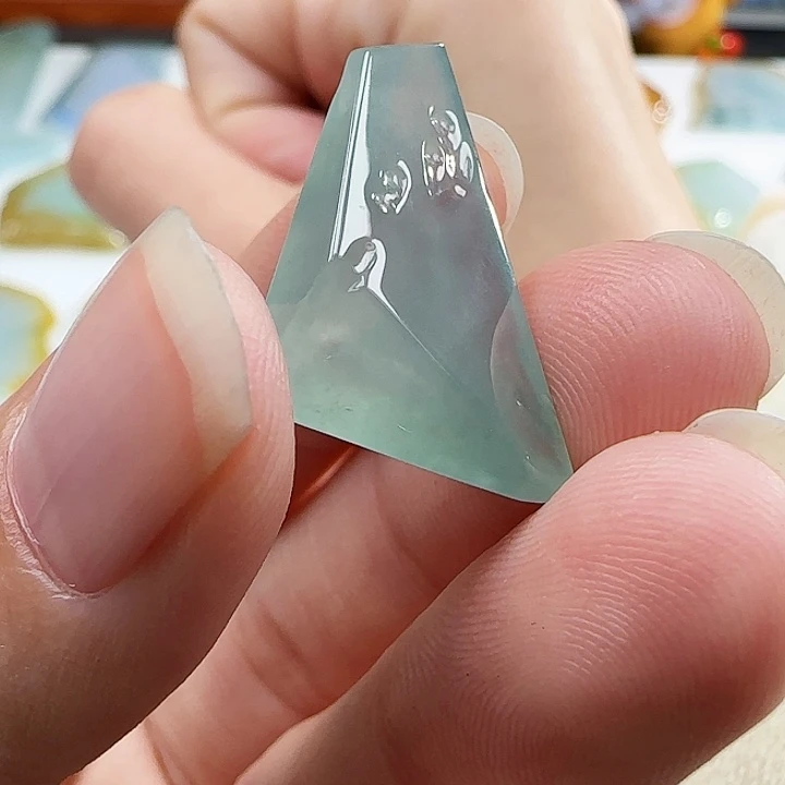 定制翡翠未镶嵌翡翠定制