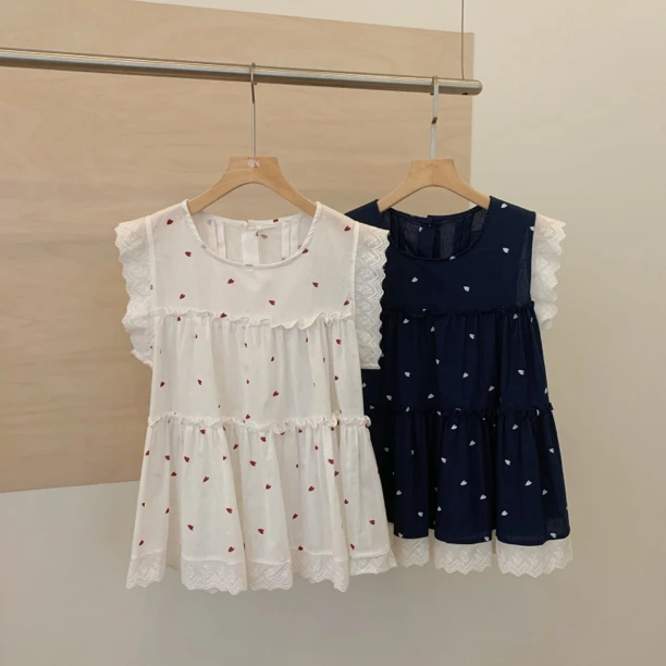 CSF-3102东大门韩系夏款重工花边纯色休闲花边设计百搭圆领衬衫