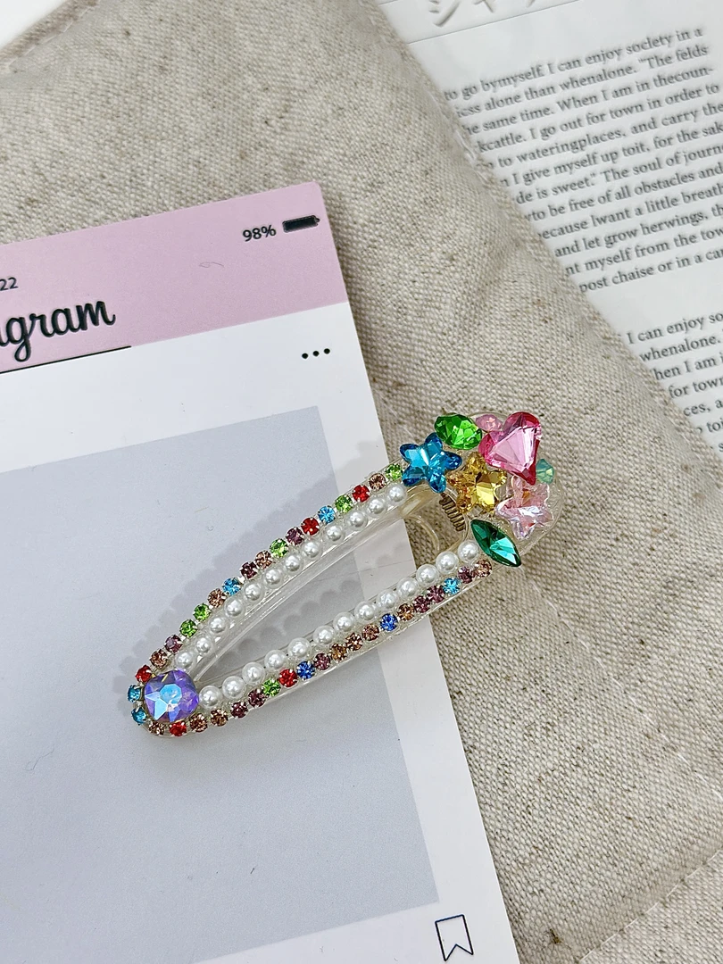 韩版东大门定制款时尚可爱轻奢手工百搭炫彩爱心水钻鸭夹YZ162