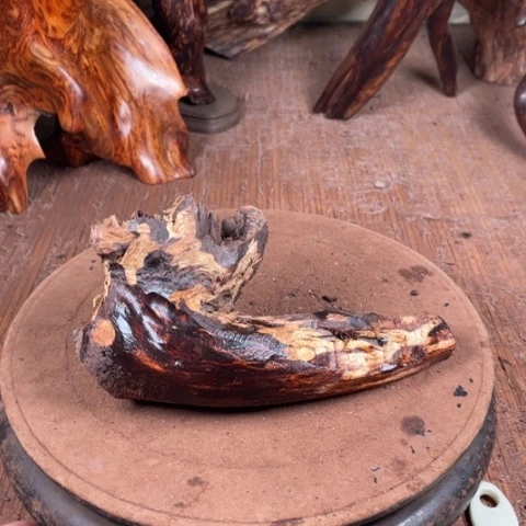 黄花梨/降香黄檀陌*