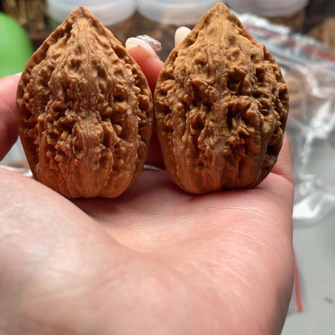 文玩核桃把件小楸香50