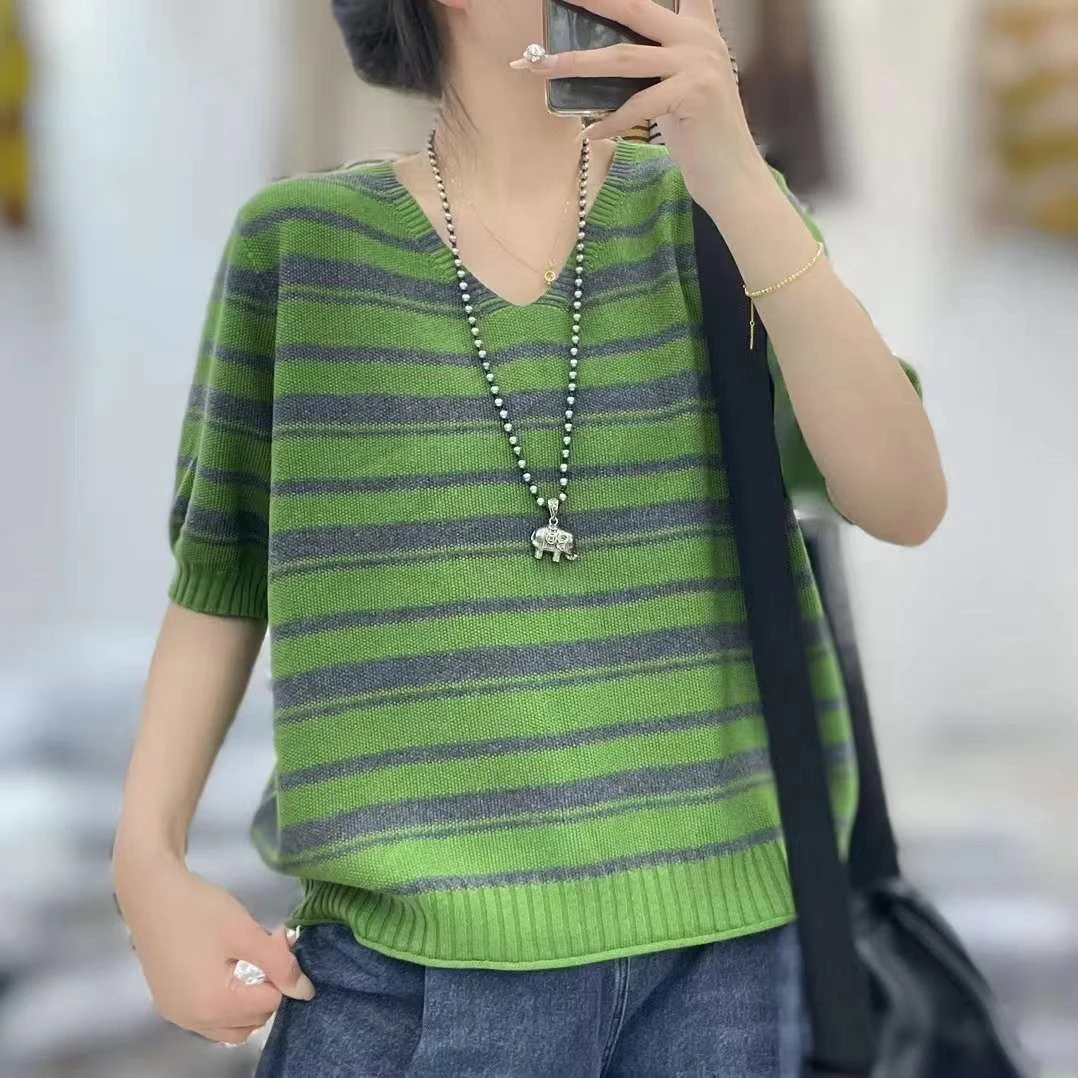 店铺火销大码短袖夏季针织衫女条纹上衣V领宽松百搭显瘦绿色爆款