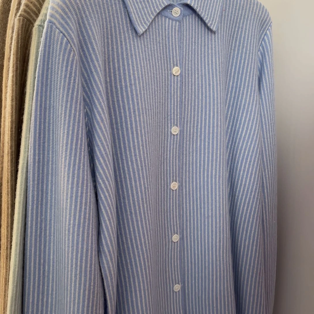 蓝条纹 衬衣款 羊绒 开衫