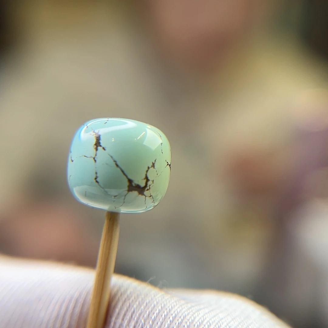 绿松石未镶嵌珠宝奇石10.8