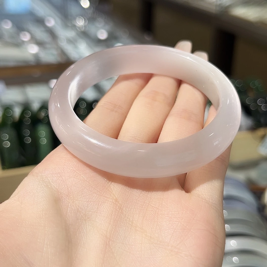 石英岩玉手镯未镶嵌x