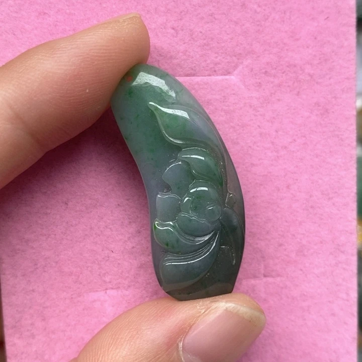 翡翠未镶嵌颈饰20号