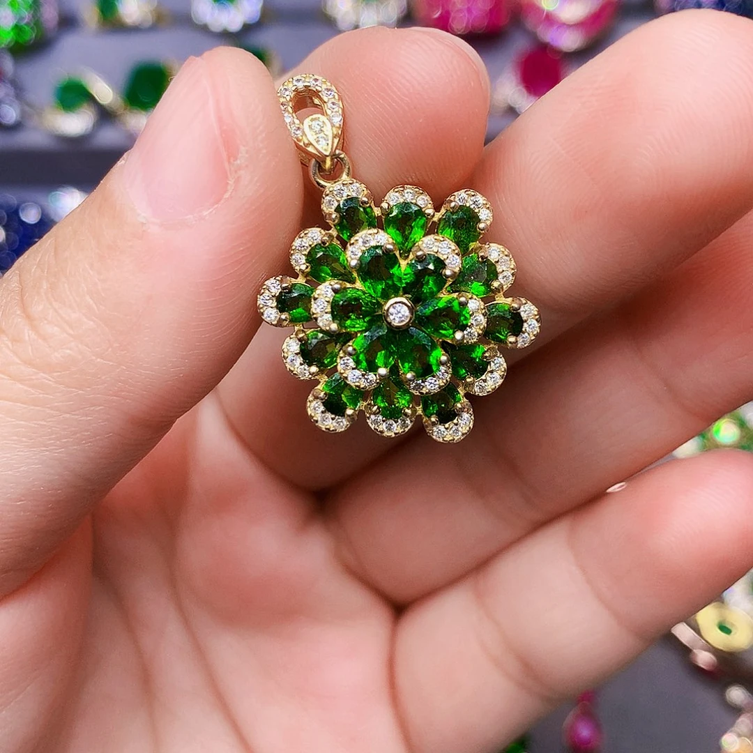 银S925镶嵌透辉石吊坠