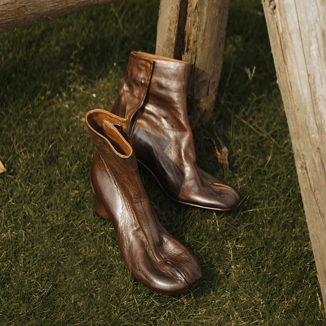 马皮秋冬复古短靴粗高跟做旧马丁靴猪蹄靴侧拉链高级气质靴子透气