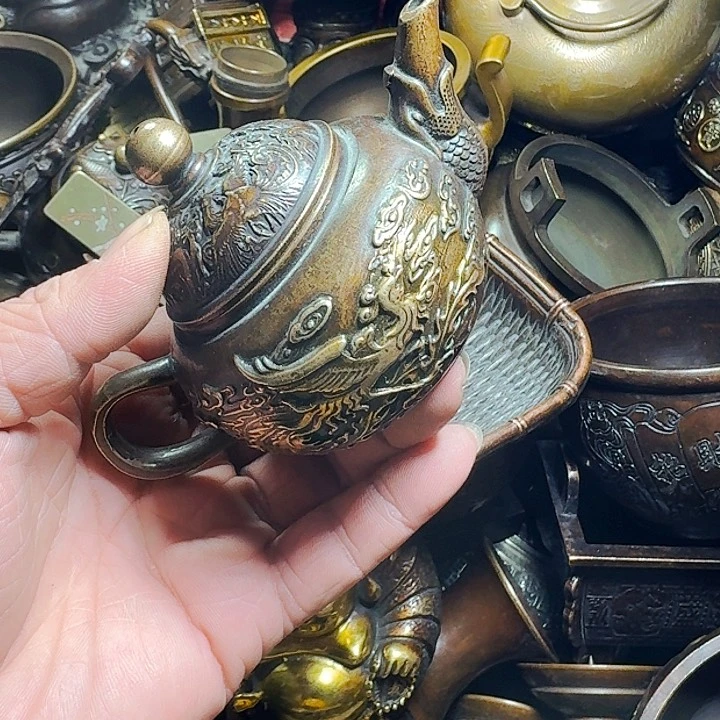 铜器摆件收收藏藏
