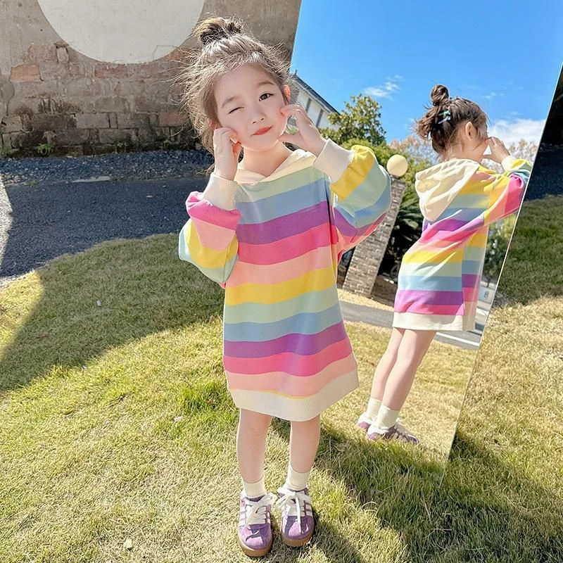 女童卫衣裙2025秋装新款女宝宝韩版洋气中长款彩虹条纹儿童连衣裙