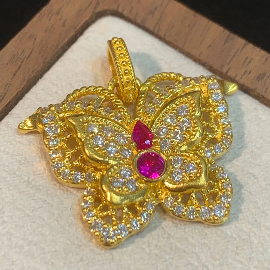 足金999 黄金5G工艺 双层蝴蝶吊坠