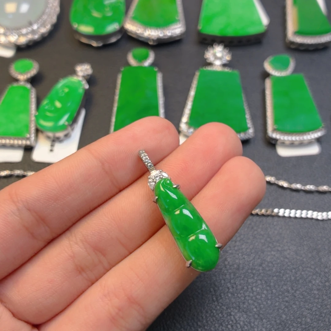 翡翠银S925镶嵌颈饰