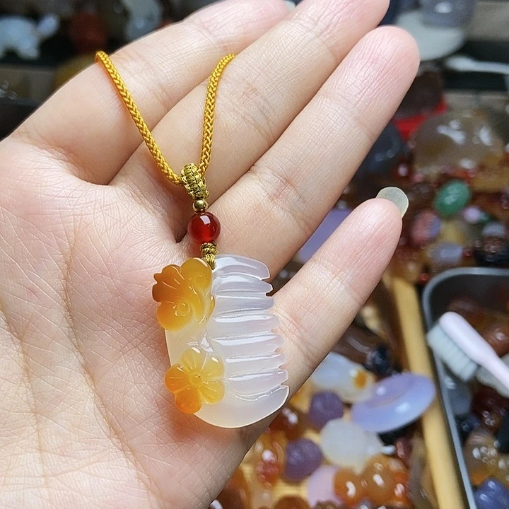 未镶嵌颈饰玛瑙/玉髓
