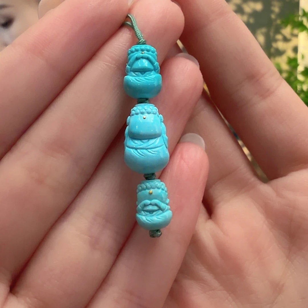 绿松石未镶嵌颈饰