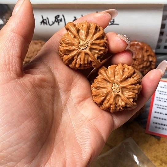 吊坠文玩核桃宫灯