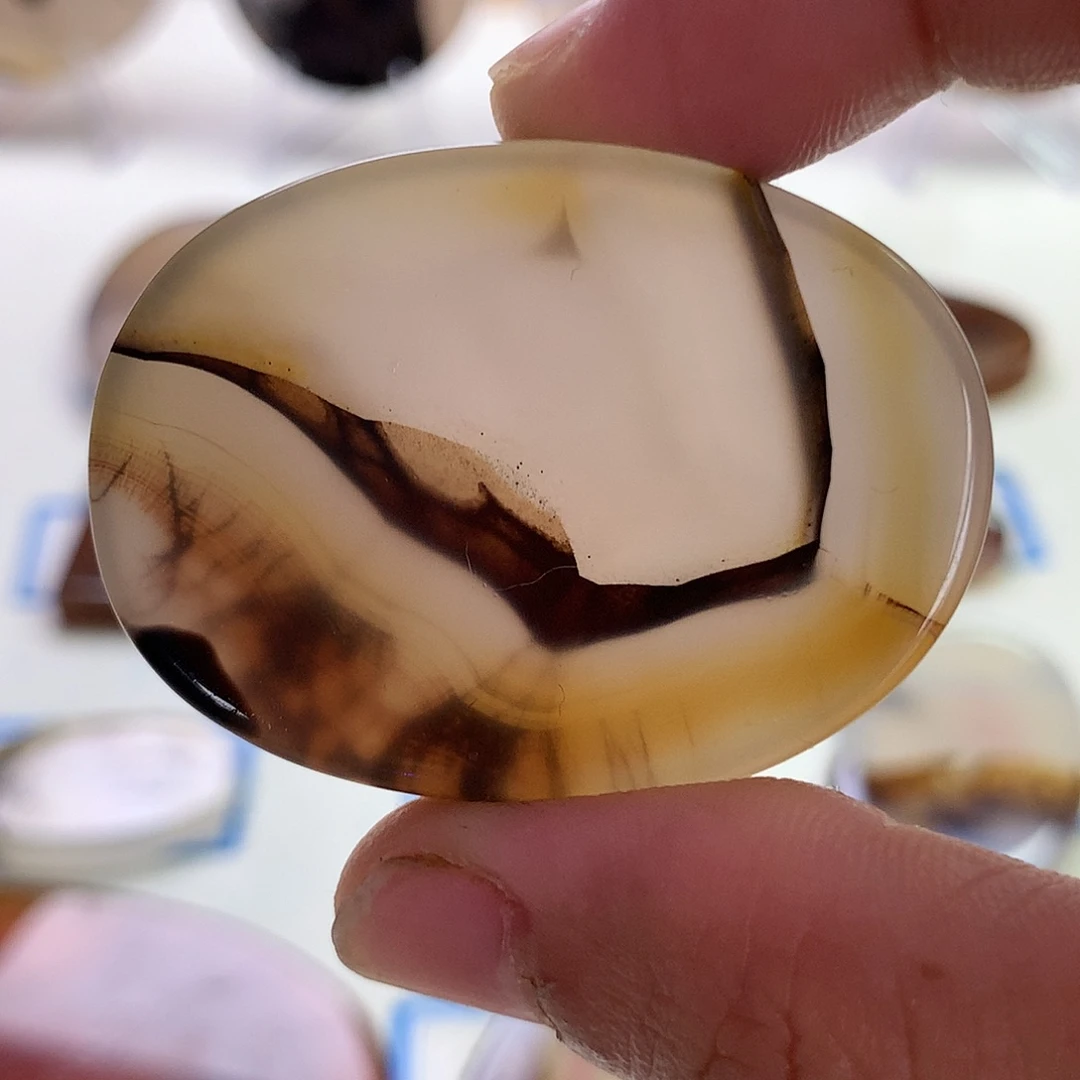 未镶嵌玛瑙/玉髓珠宝半成品