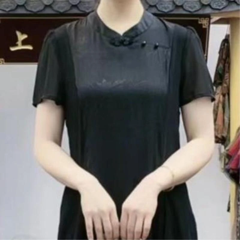 10700-18盘扣时尚洋气连衣裙