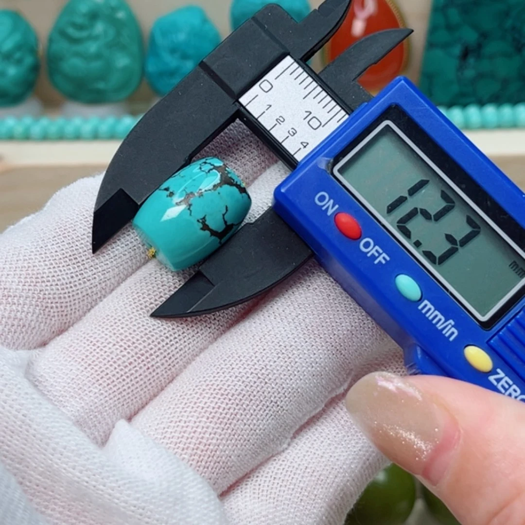 绿松石桶珠未镶嵌