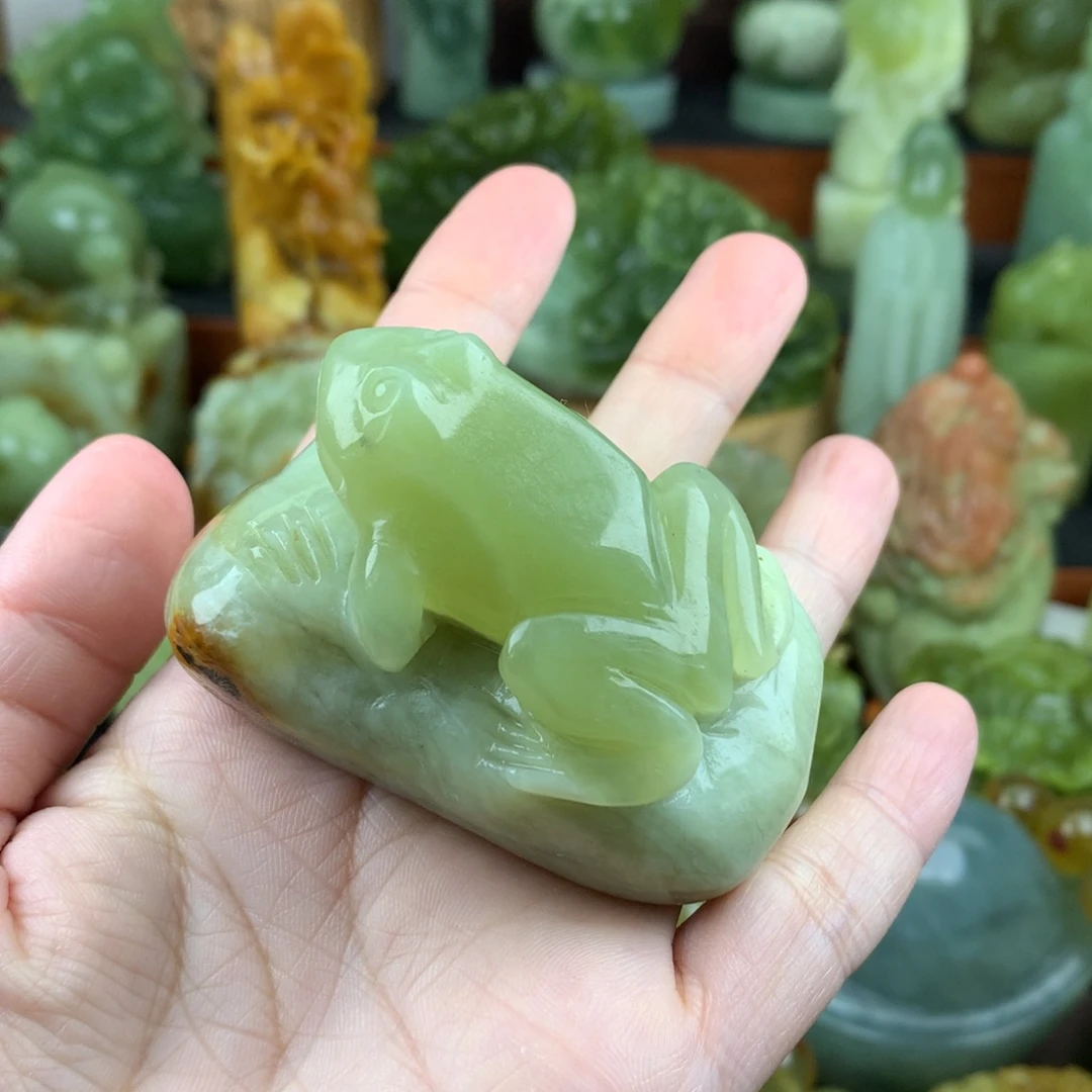 岫玉未镶嵌手把件