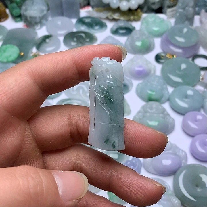 翡翠未镶嵌颈饰天然翡翠