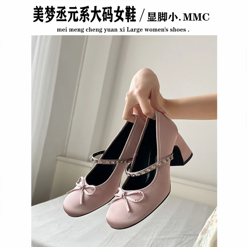 法式气质粗跟玛丽珍高跟鞋2025新款仙女风水钻蝴蝶结单鞋大码女鞋