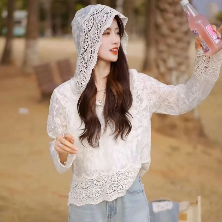 春季新款大码时尚纯欲钩花蕾丝拼接连帽针织衫时尚内搭上衣女款