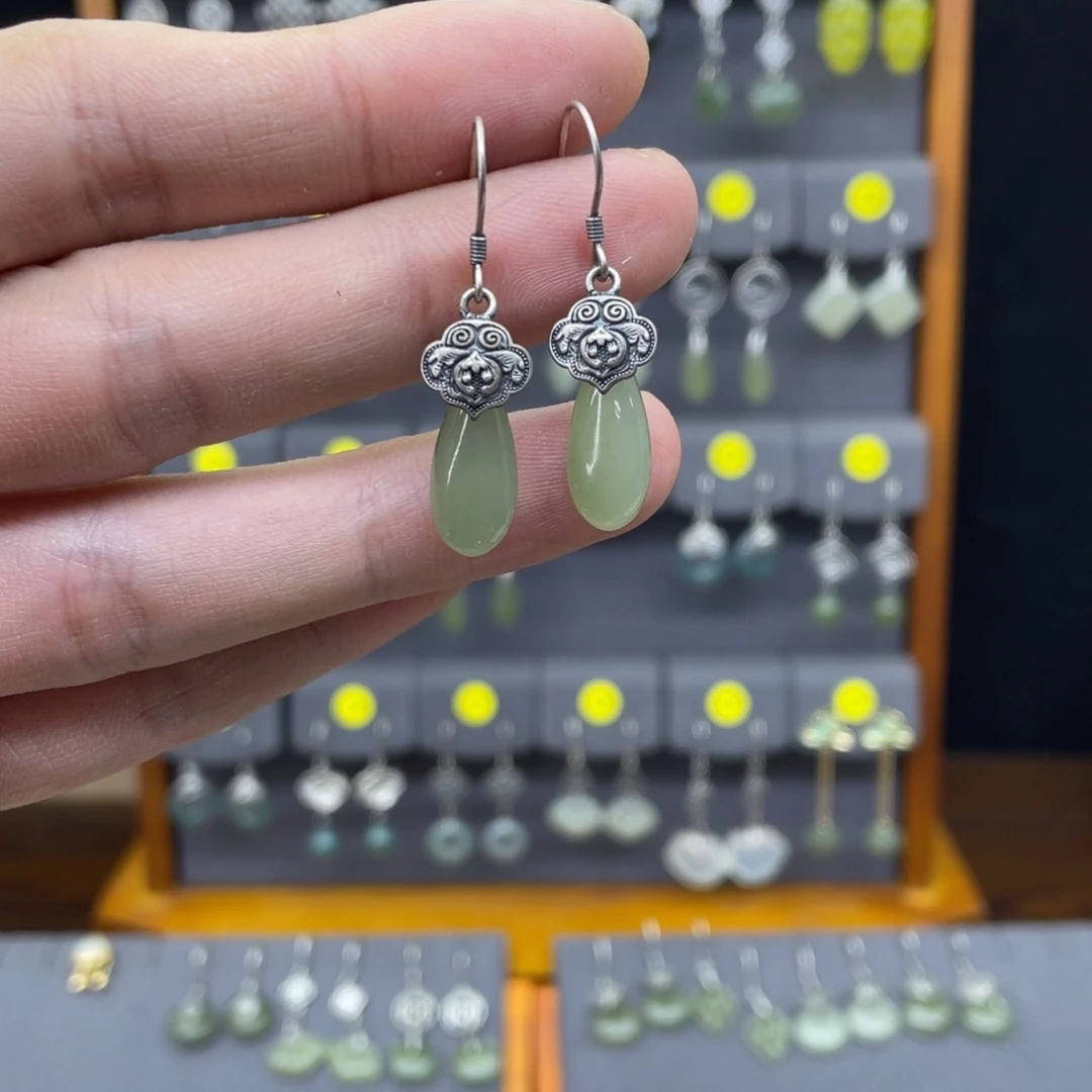 和田玉未镶嵌耳饰