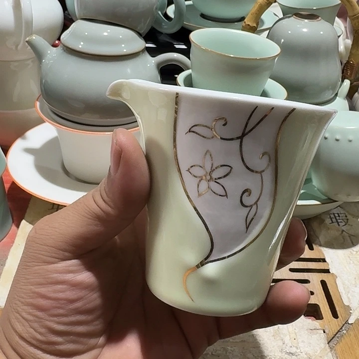 瑕疵茶具，介意勿拍