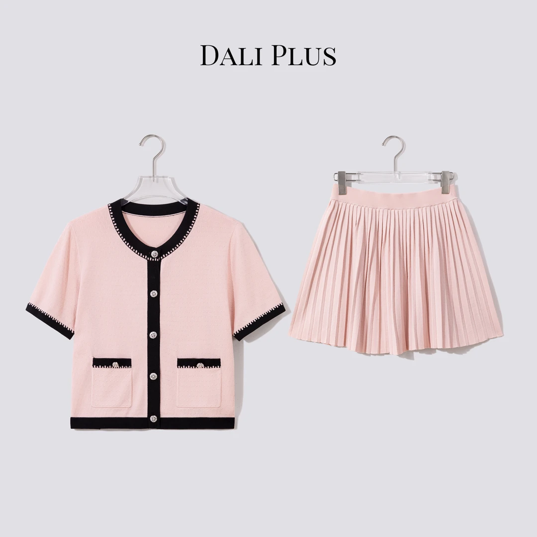 DALI PLUS精致甜美 夏季时尚短款小香套装-D5DD1037