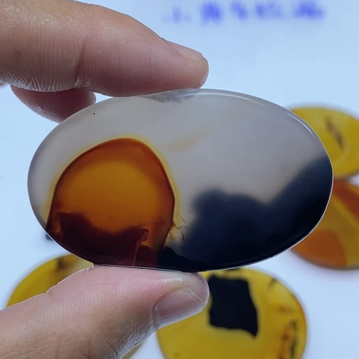 玛瑙/玉髓未镶嵌珠宝半成品