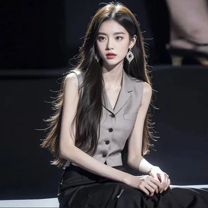 辣妹纯欲风别致马甲背心女夏季2025新款法式短款外搭衬衫小上衣服