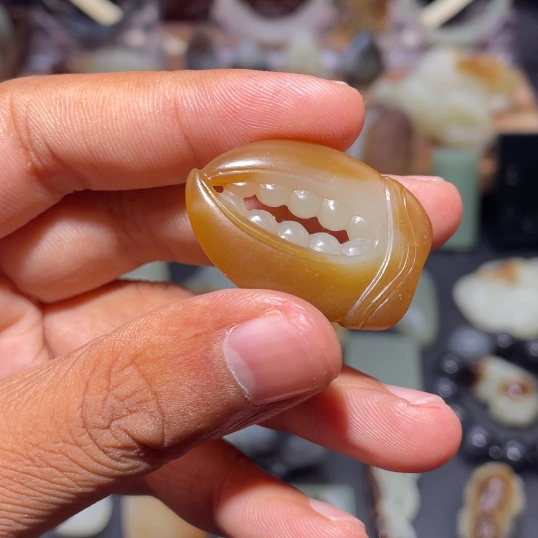 和田玉（糖玉）未镶嵌手链