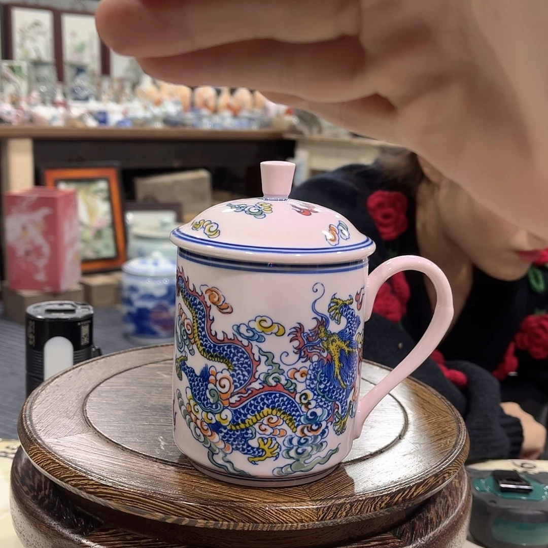 摆件陶瓷/////景德镇陶瓷瓷器。