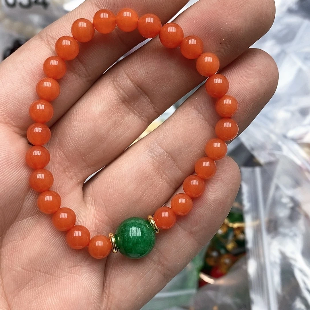 只买单纯的吊坠，没带链子，属的性质。