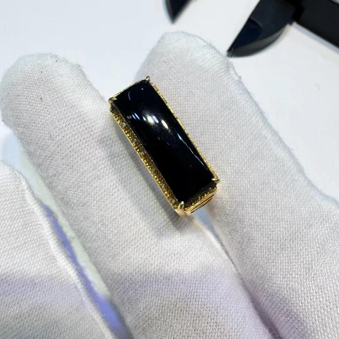 天然缅甸翡翠墨翠马鞍戒指18k镶嵌