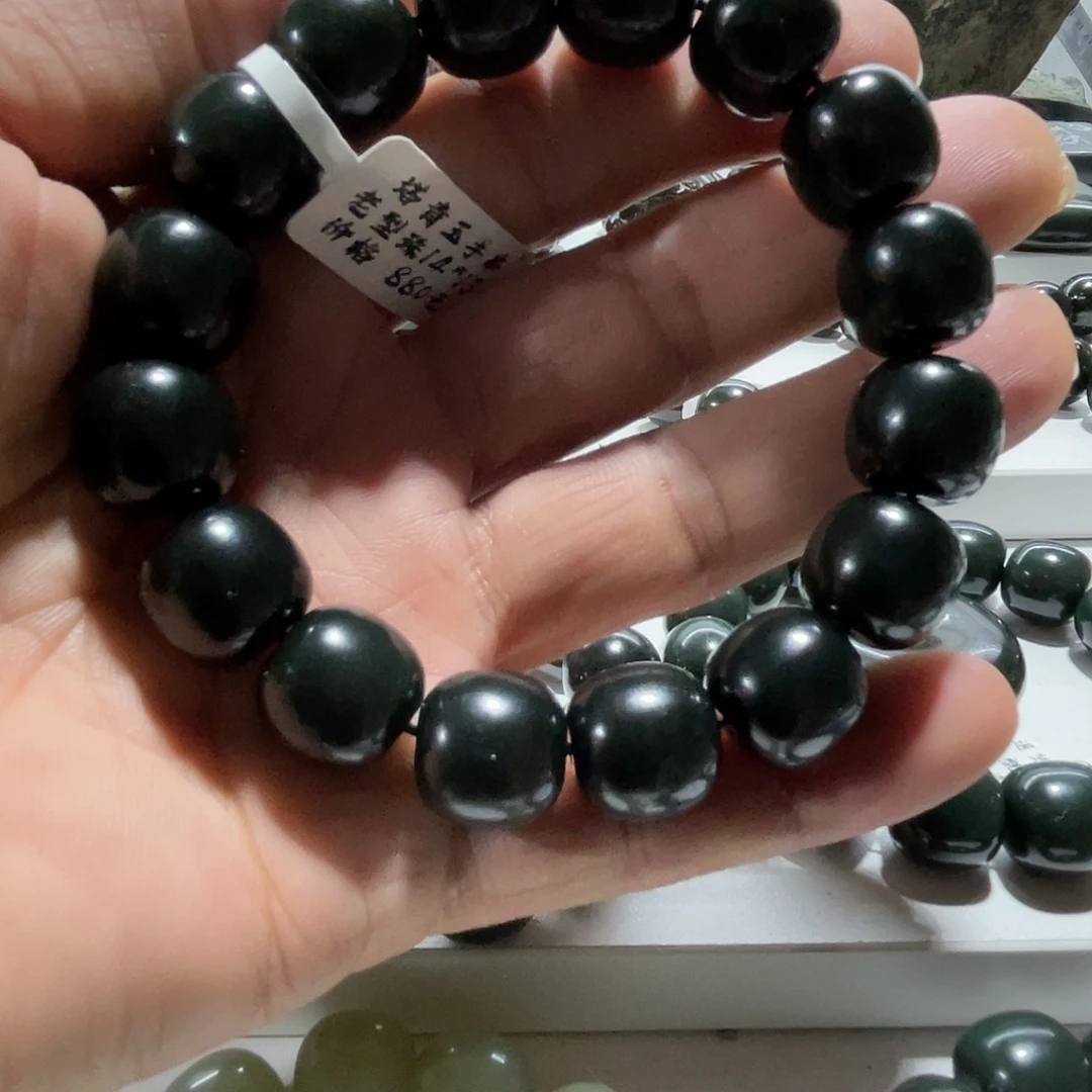 和田玉（糖玉）未镶嵌手链