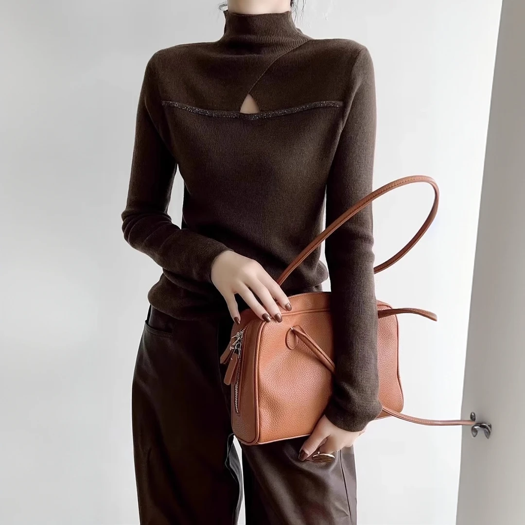 法式烫钻镂空半高领针织衫女装秋冬时髦气质简约百搭毛衣打底上衣