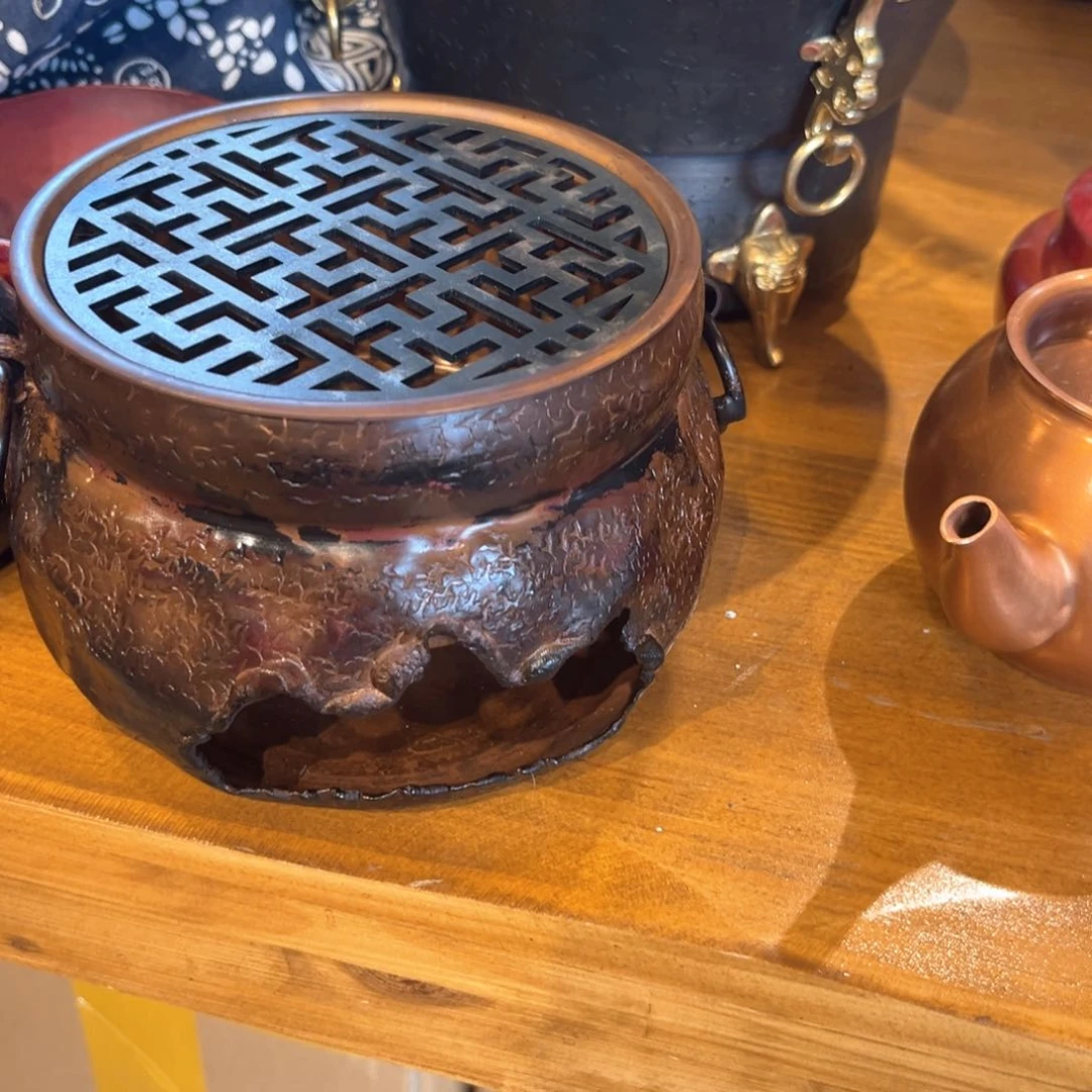 烟熏色炉子手工锻打工艺
