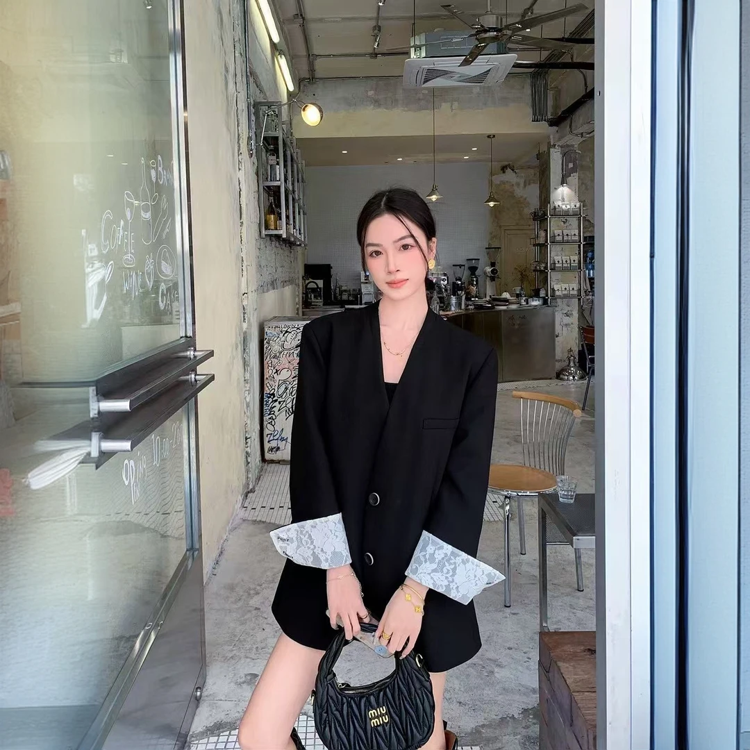 高级感西装外套女2025气质春新款韩版宽松休闲小众蕾丝拼接西服