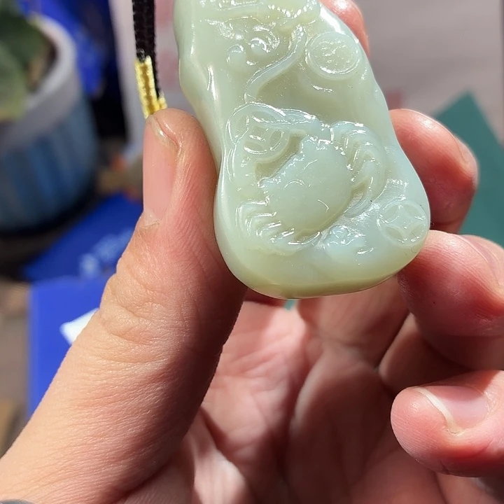 和田玉（糖玉）未镶嵌颈饰