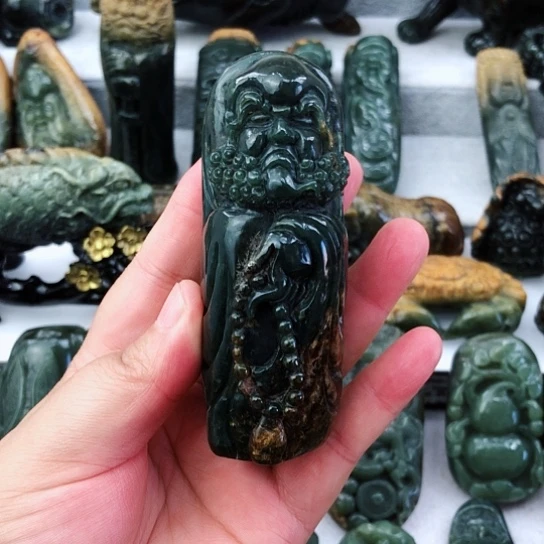未镶嵌岫岩河磨玉（透闪石质玉）把件一*缘