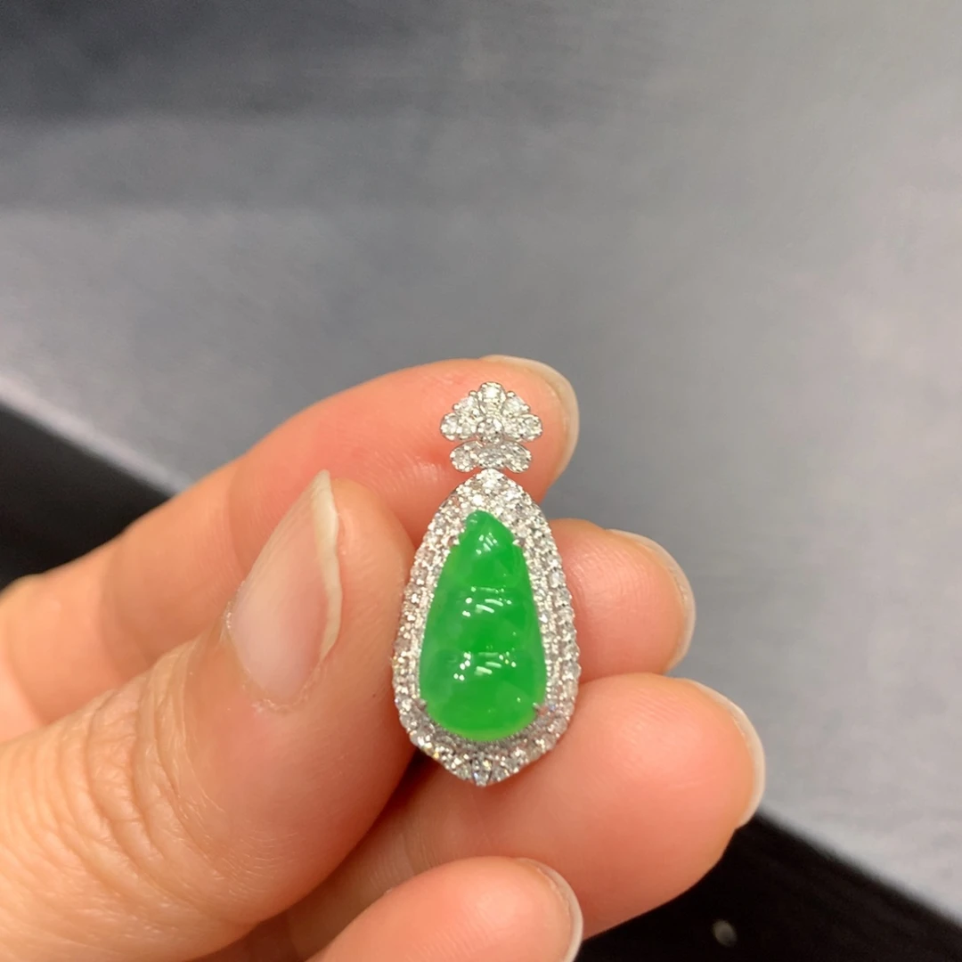 翡翠18K金镶嵌吊坠(不含链)